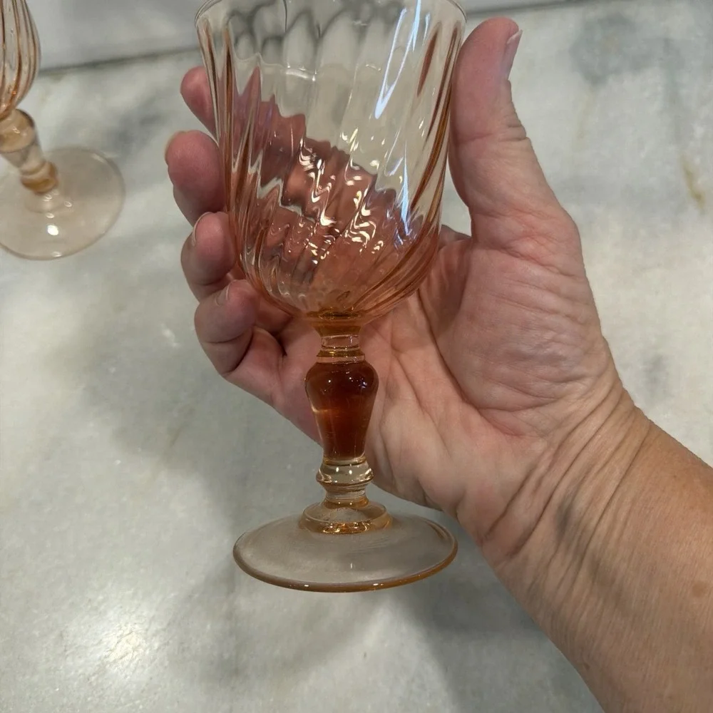 Vintage 2 Rosaline Pink 6 oz Optic Swirl Wine Glasses Arcoroc France Luminarc